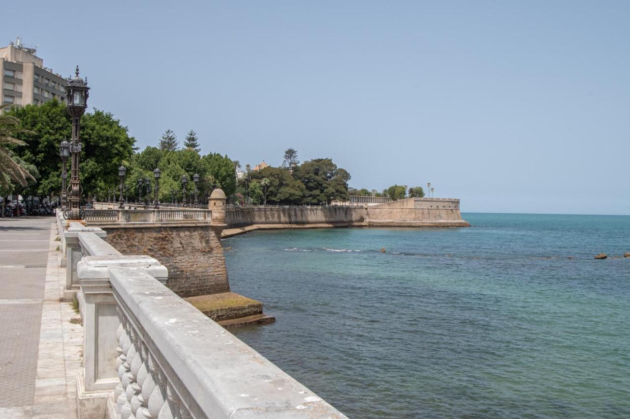 Apartamento La Nina De Cadiz Apartment ภายนอก รูปภาพ